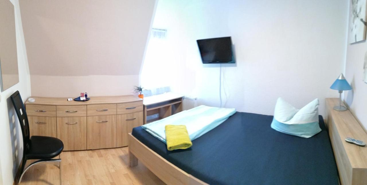 Hotel Zum Torwaechter Pritzwalk Exteriör bild